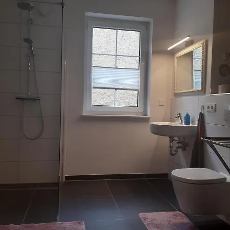 In Bei Berlin, Zentral Gelegen Hohen Neuendorf